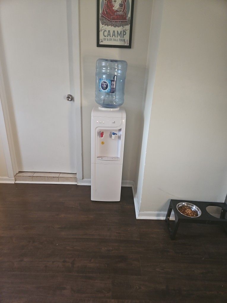 Oasis Water Machine