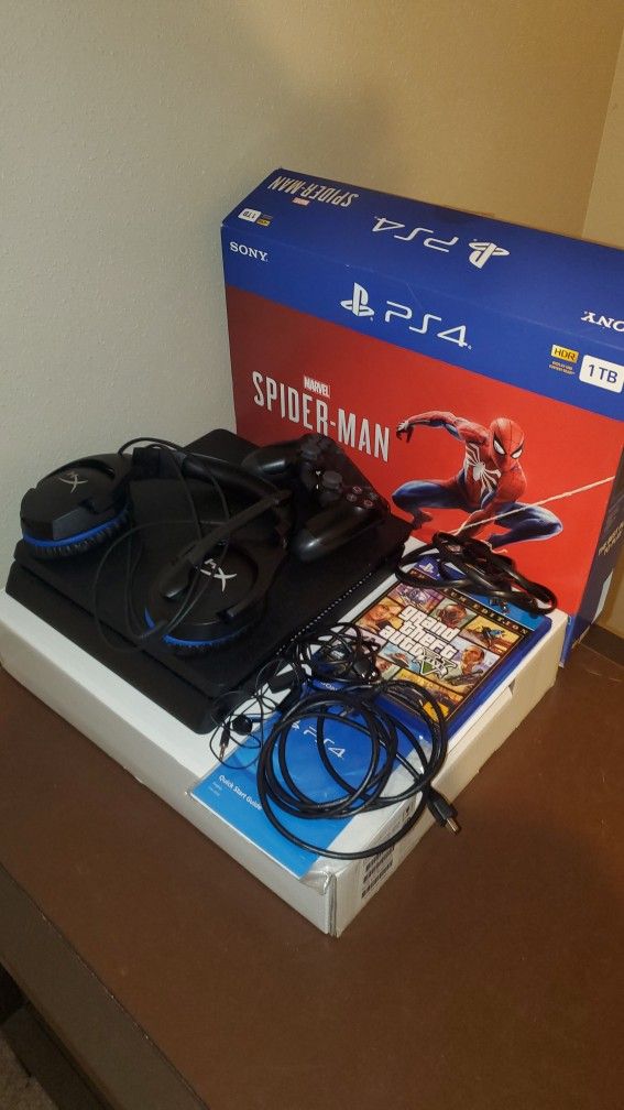 PlayStation PS4 Slim 1TB - Marvel's Spider-Man Bundle