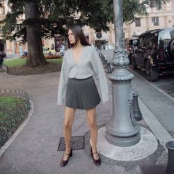 EUC ZARA Pleated Mini Skort Skirt L Mid-Gray High-Rise Preppy