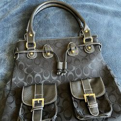 Black purse, excellent condition