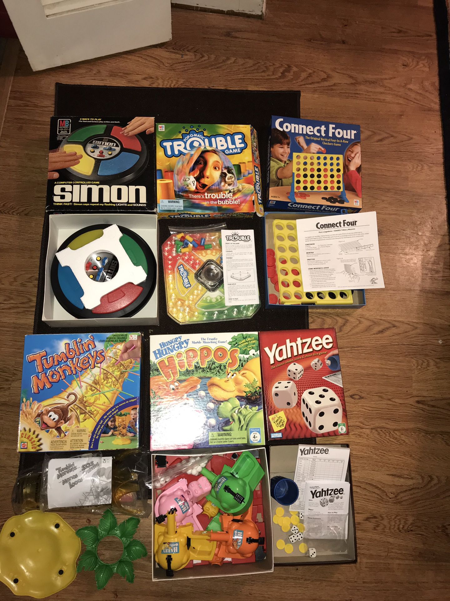 BOARD GAME ASSORTMENT (6 games)