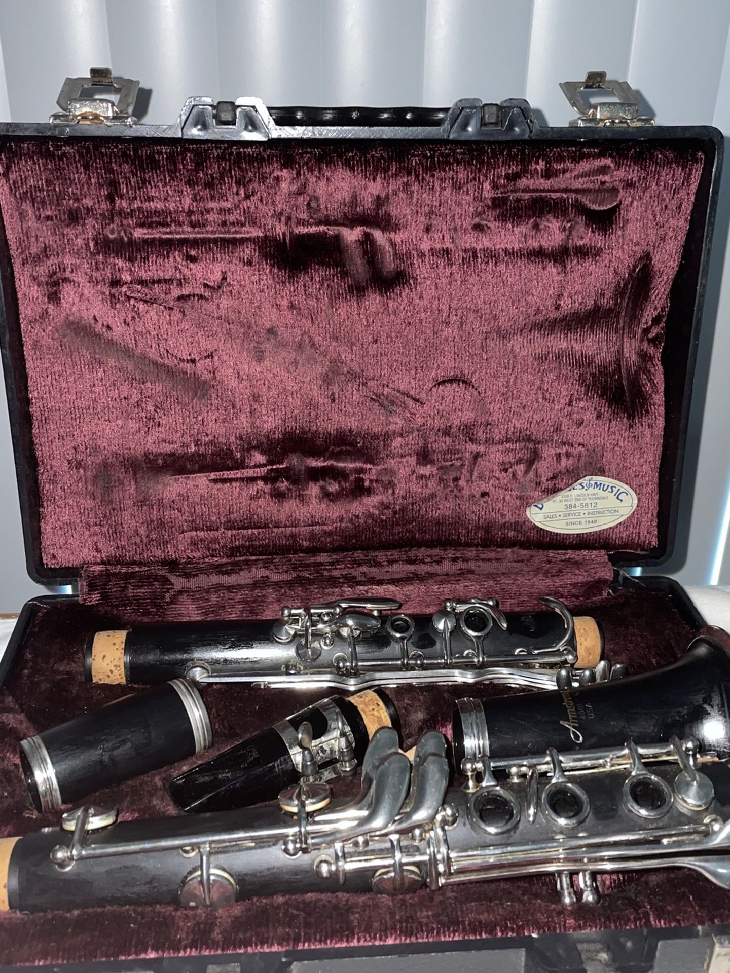 Armstrong 4001 Clarinet W/case