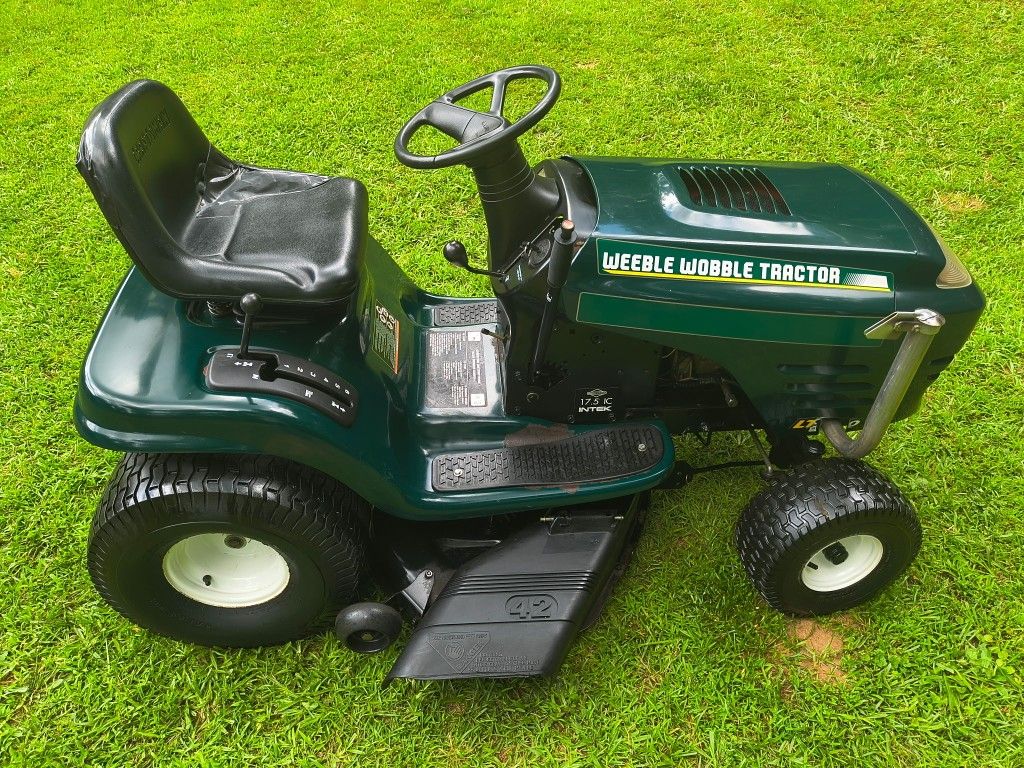 Craftsman 42" Cut 17.5 HP Riding Lawnmower