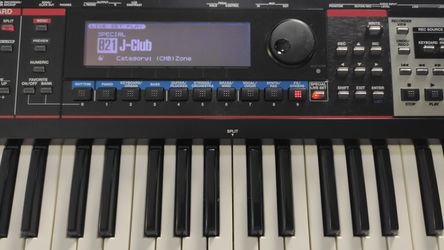 Roland Juno Gi