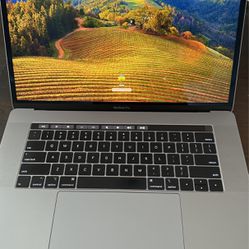 MacBook Pro - 2018