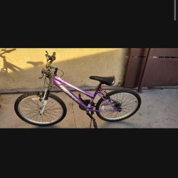 HUFFY  HIGHLAND BIKE 24 INCHES 