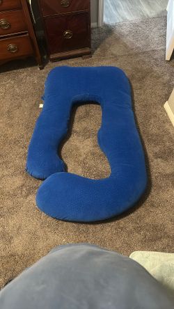 Maternity pillow