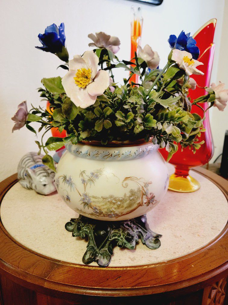 Antique Victorian Lamp turned Into Planter with Porcelain Flowers GORGEOUS 