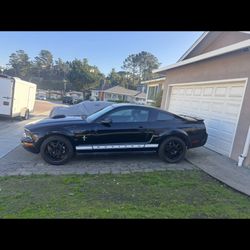 Ford Mustang!!! 2007 FORD MUSTANG V6 . For Sale Or Trade. 70,061 ORIGINAL MILES.