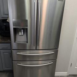 Samsung French Door Refrigerator 