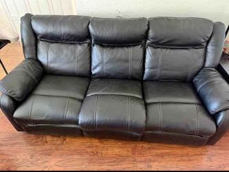 🖤 Leather Recliner couch