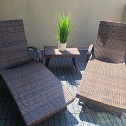 Outdoor Furniture Like New! 3 piece set