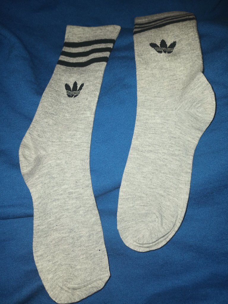 Adidas. Gray Socks
