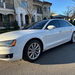2012 AUDI A8L