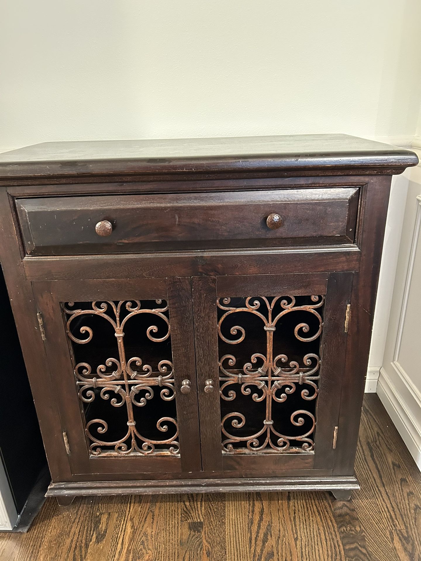 Wood Bar/liquor Cabinet