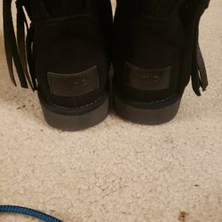 Bran New Womens Uggs Size 8