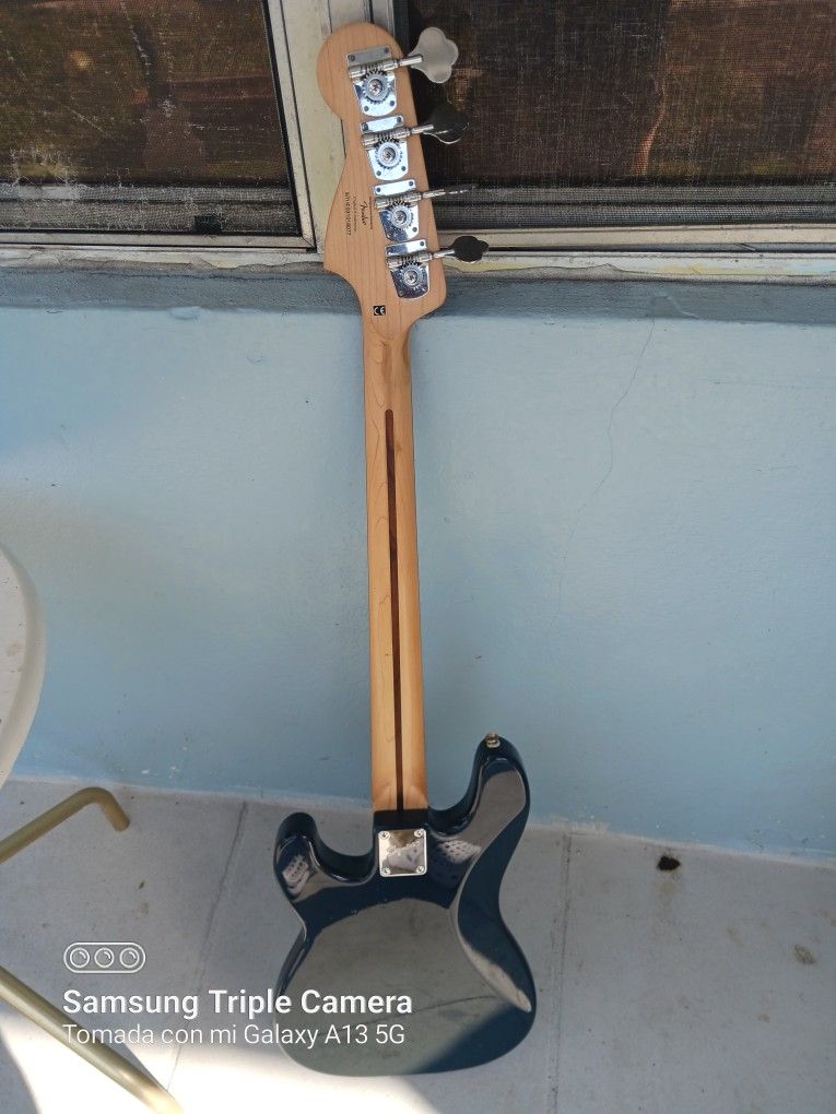 Squire Bass