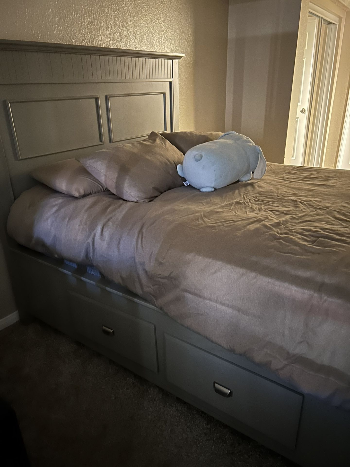 Queen Bed Frame And Mattress
