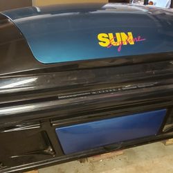 Commercial Tanning Bed, very good condition