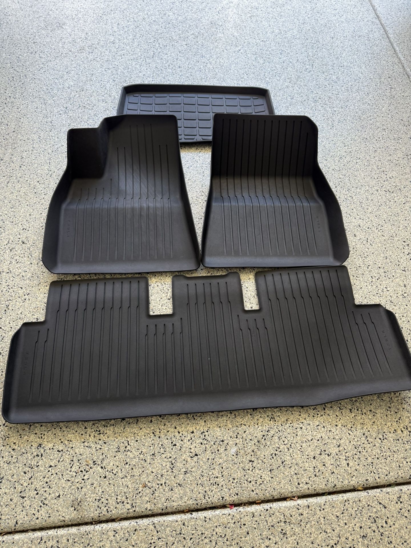 2023 Tesla Model 3 OEM Floor Matts