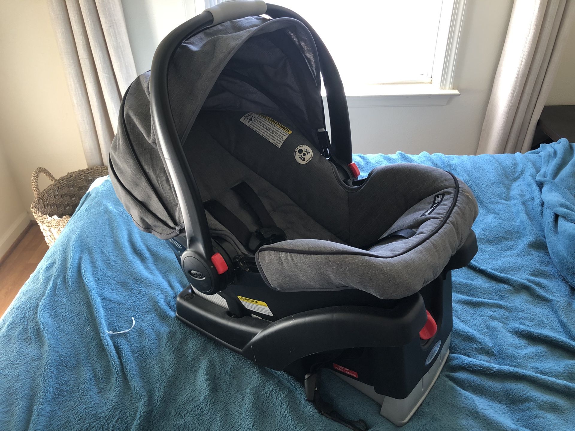 Graco Click-Connect Travel System