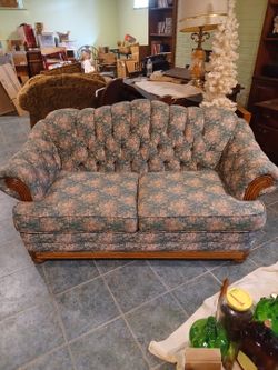2 loveseats