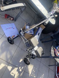 knee scooter 