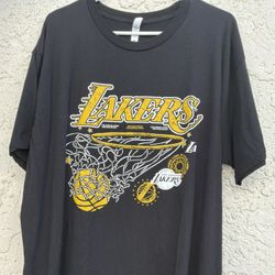 Lakers Tshirt Size XL