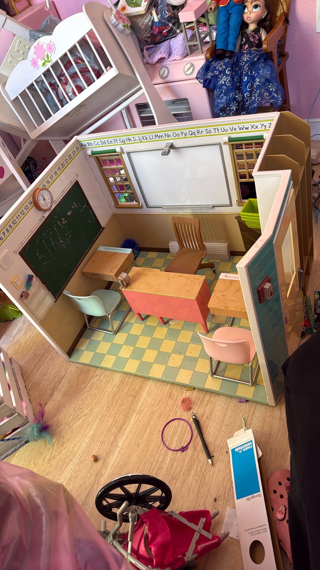 Doll Classroom