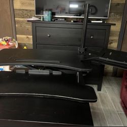 Standup Desk With Laptop Mount