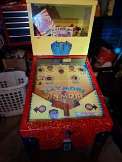 Gum ball pinball