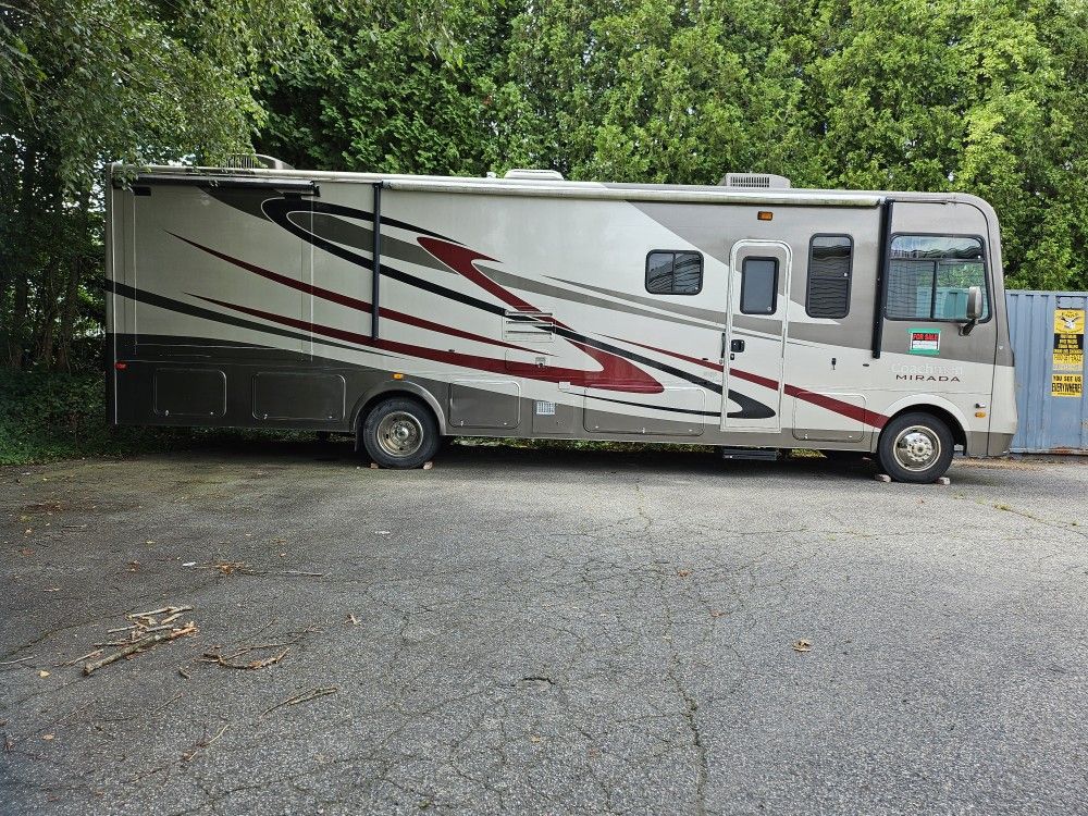 2012 Coachmen Mirada