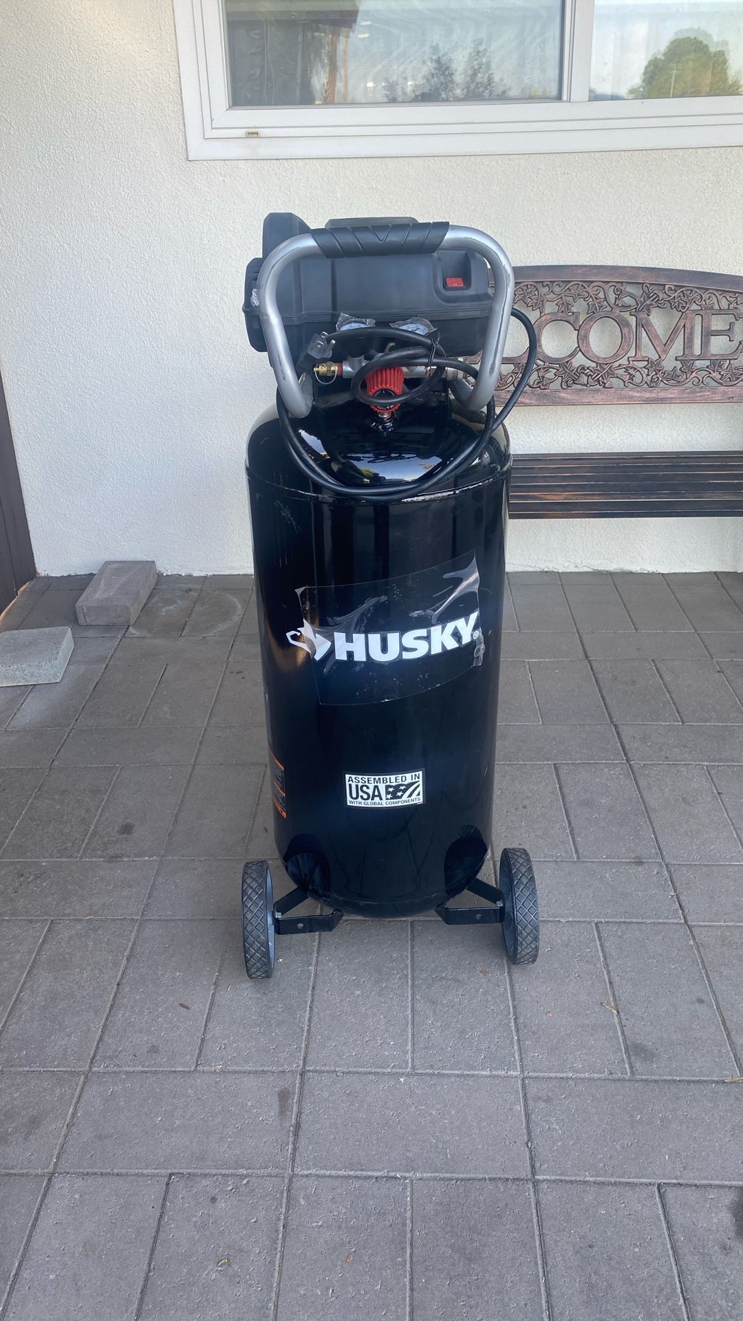 HUSKY AIR COMPRESSOR