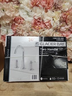 Glacier Bay
Dorind 8 in. Widespread Double-Handle High-Arc Bathroom Faucet in Polished Chrome