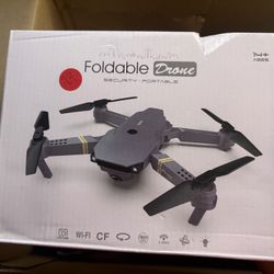 Foldable WiFi Drone w/ HD Camera – New