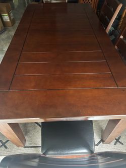Wooden Dinning Table