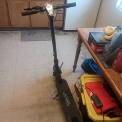 IREZEDER ELECTRIC SCOOTER 