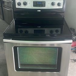 Whirlpool Electric Stove Works Great 👍 