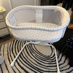 Halo Glide Bassinet