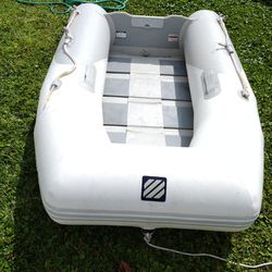 Inflatable Boat west Marine Pru 3 can Take 6hp Outboard 