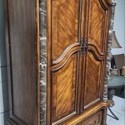 Gorgeous Armoire For Sale.  Real Wood In Great Condition 