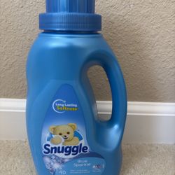 12 Available Snuggle Fabric Conditioner 32 Oz 