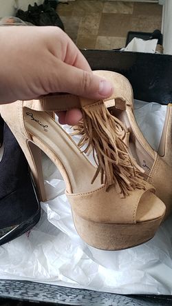 8.5 shoes never used