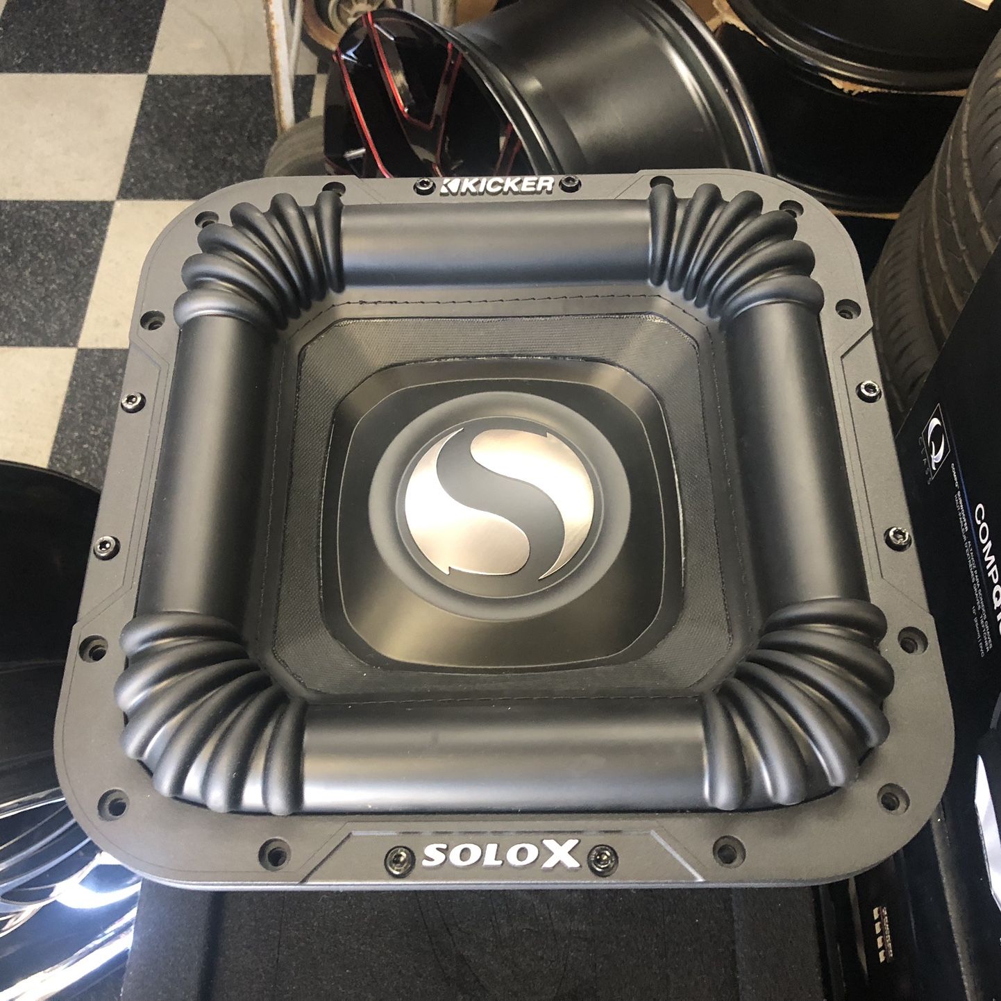 Kicker L7x12 On Sale Today for 629.99