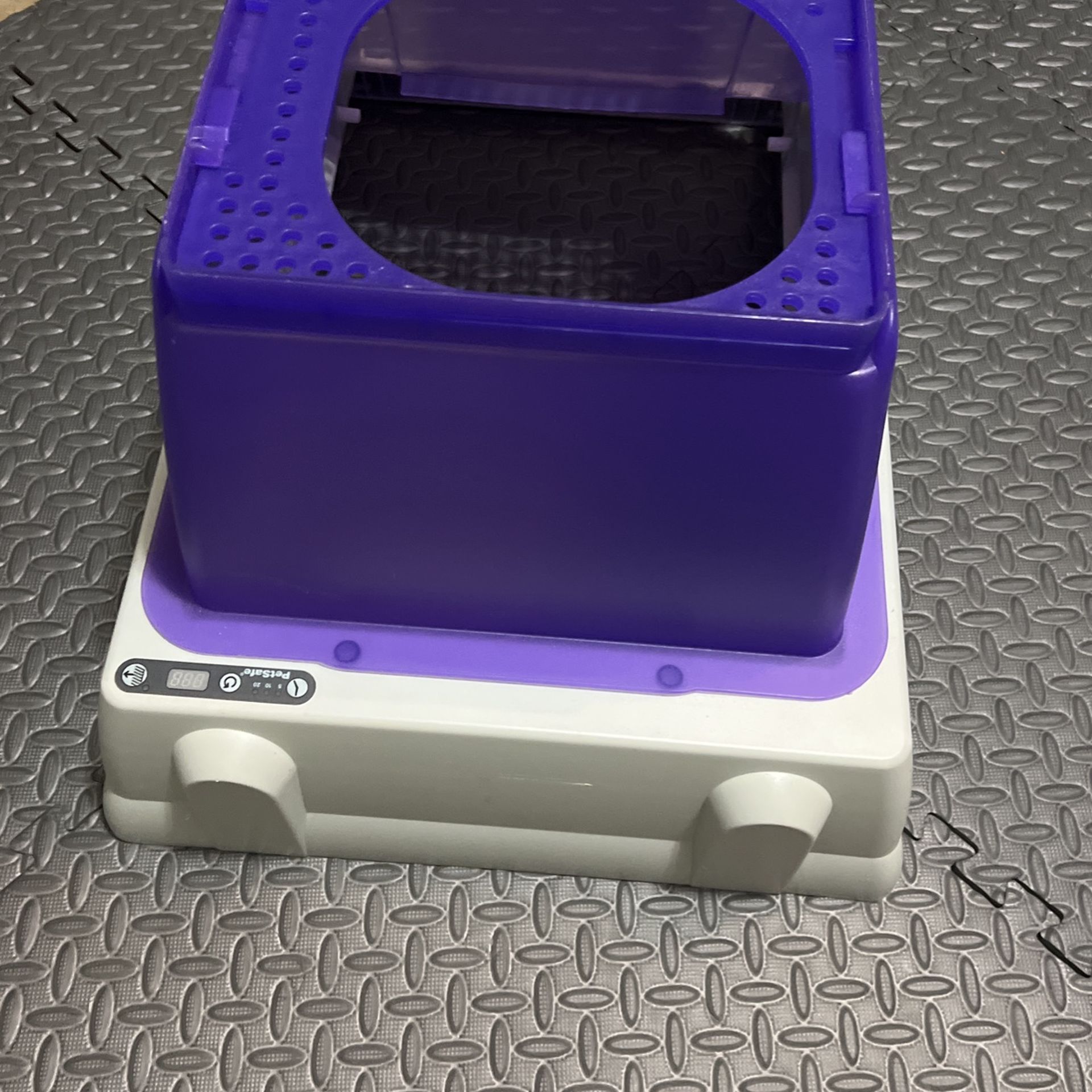 Electric Self Scooping Cat Litter Box