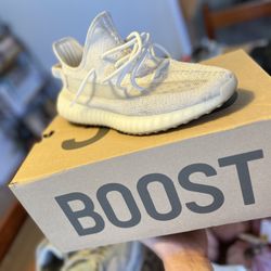 Yeezy 350 Cream Size 9