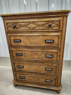Dresser  has storage  on top   in Excellent condition