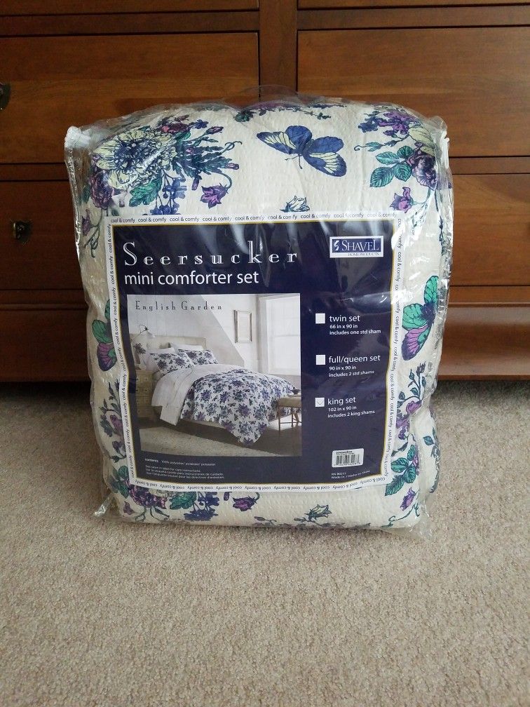 Shavel Home Products 3 PC Seersucker Comforter Set, English Garden, King, New