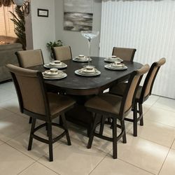 Dinning Room Table 