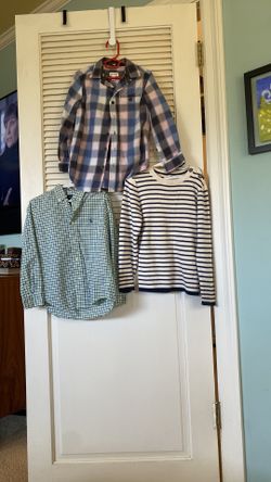 3 Size 6 Sweater And Shirts For 20$